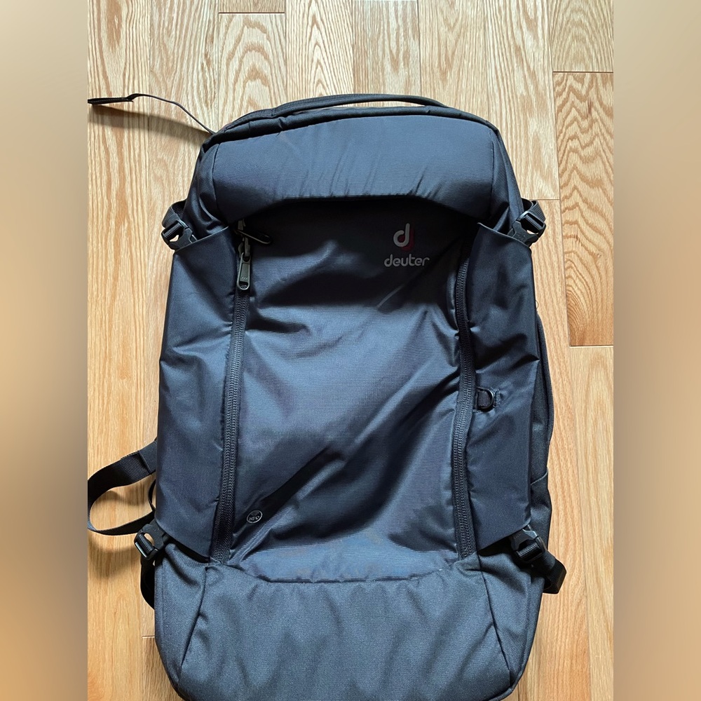Deuter Aviant Access 38 SL - LIKE NEW